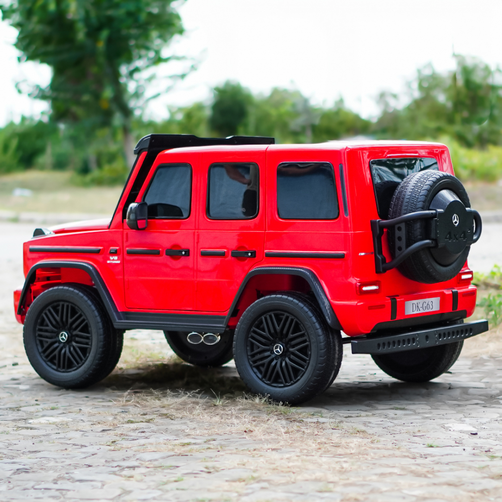 Masinuta electrica pentru 2 copii Mercedes G63, tractiune 4x4, putere 800W, 24V, 14Ah, Mp3 rosie [7]