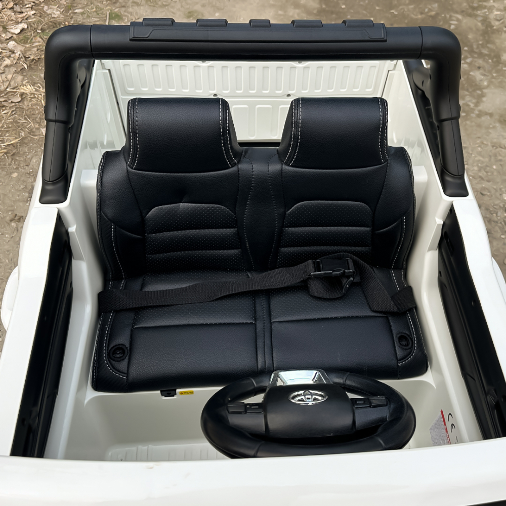 Masinuta electrica pentru 2 copii, Toyota Hilux 4x4 180W 12V 14Ah PREMIUM, culoare Alba [19]