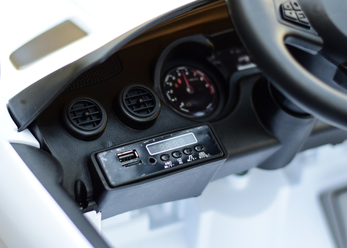 Masinuta electrica pentru copii 2-4 ani Mercedes-Benz AMG GT-R, 50W, 12V culoare alba [10]