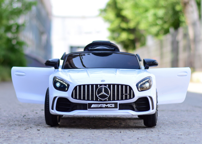 Masinuta electrica pentru copii 2-4 ani Mercedes-Benz AMG GT-R, 50W, 12V culoare alba [3]