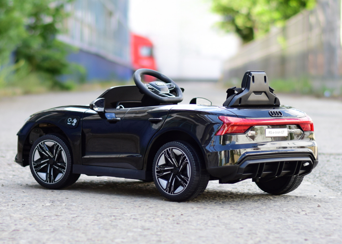 Masinuta electrica pentru copii Audi E-tron GT 60W 12V, culoare negru [6]
