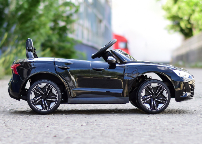 Masinuta electrica pentru copii Audi E-tron GT 60W 12V, culoare negru [5]