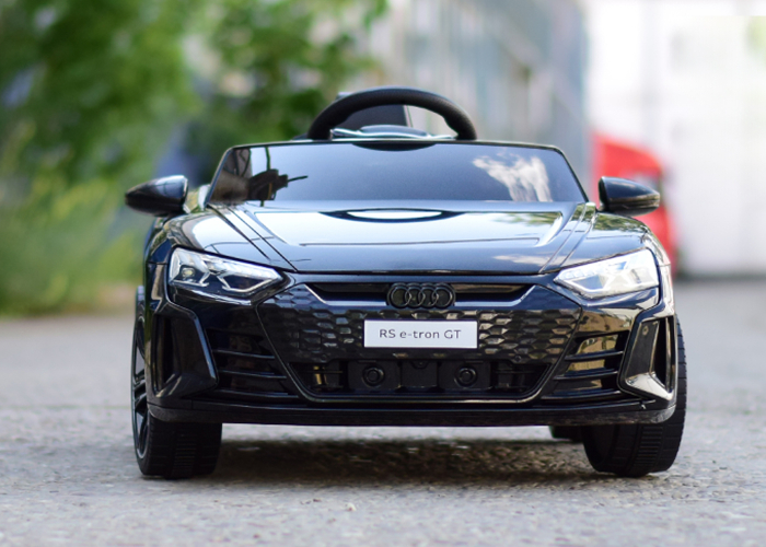 Masinuta electrica pentru copii Audi E-tron GT 60W 12V, culoare negru [3]