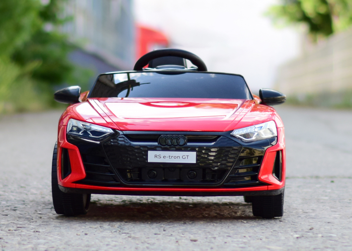 Masinuta electrica pentru copii Audi E-tron GT 60W 12V, culoare rosie [5]