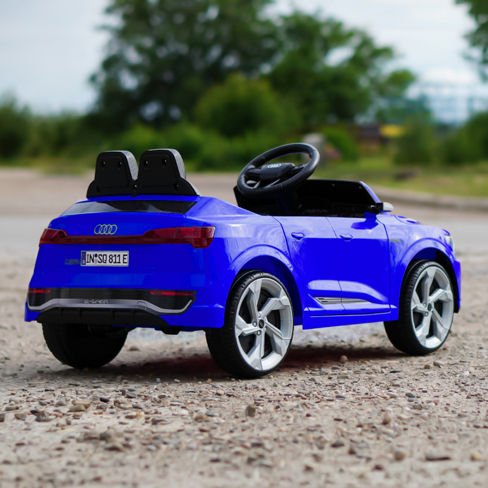 Masinuta electrica pentru copii, Audi SQ8, bluetooth [4]