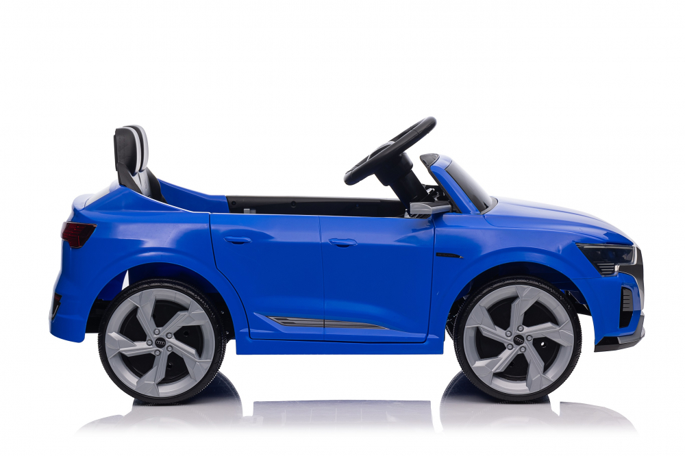 Masinuta electrica pentru copii, Audi SQ8, bluetooth [15]