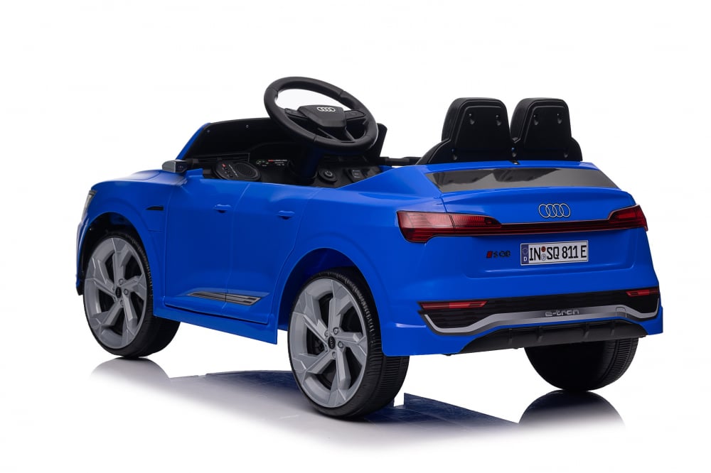 Masinuta electrica pentru copii, Audi SQ8, bluetooth [11]