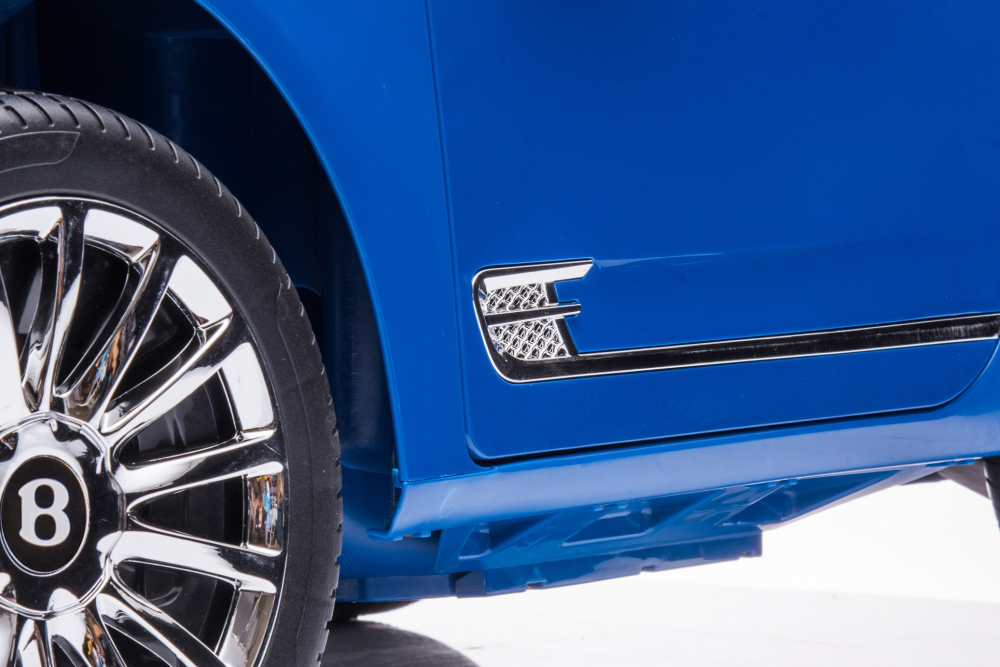 Masinuta electrica pentru copii Bentley Mulsanne 90W cu roti moi si scaun tapitat, albastru [37]