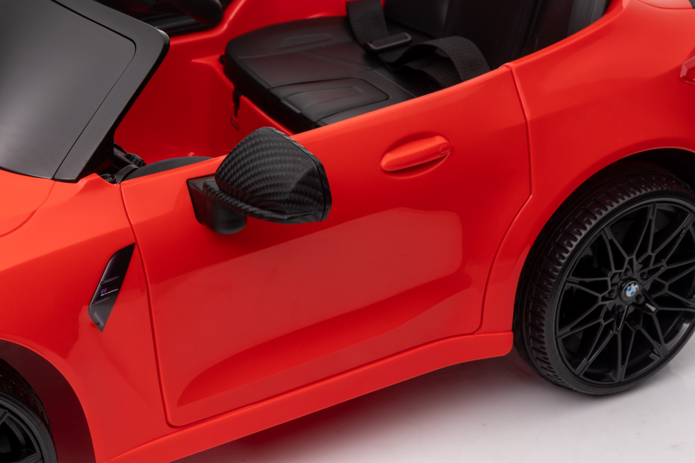Bmw M4, cu o putere de 90W la tensiune de 12V [31]