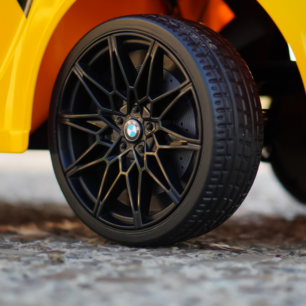 Masinuta electrica BMW M4 copii 2-5 ani, galbena [16]