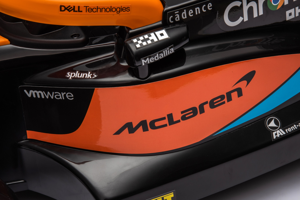 Masinuta electrica pentru copii, Formula 1 McLaren Racing 70W 12V, cu scaun tapitat [25]