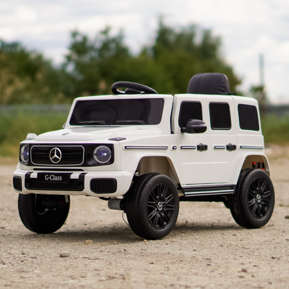 Masinuta electrica pentru copii Mercedes G580 4x4, 140W 12V 7Ah, premium, culoare alba [9]
