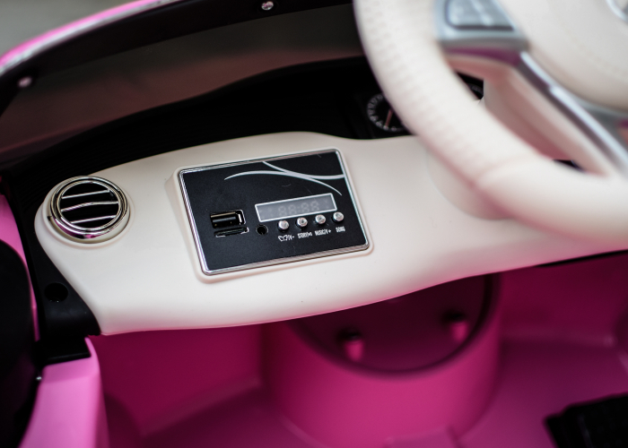 Masinuta electrica pentru fetite Mercedes S650 MAYBACH 70W 12V Premium, culoare roz [15]