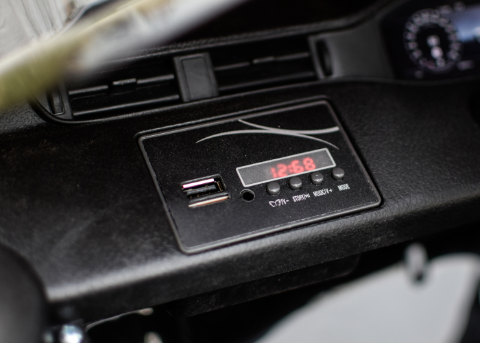 Masinuta electrica Range Rover 4x4 , premium, neagra, 2-6 ani [9]