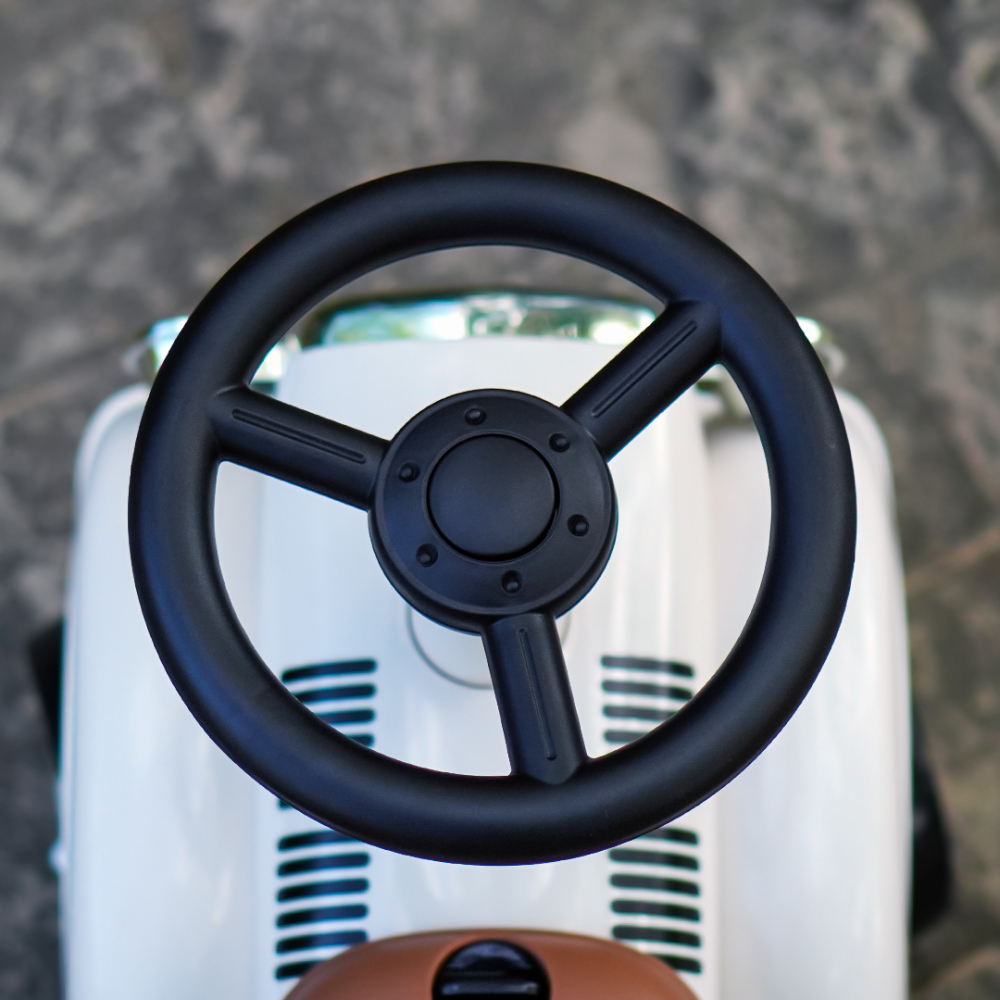 Masinuta premergator fara pedale, Kinderauto Retro Baby Car cu roti moi, alba [13]