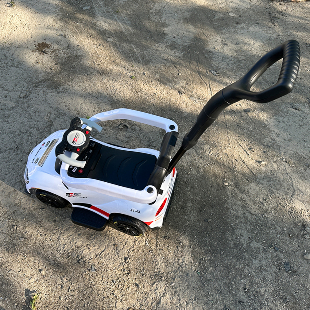 Masinuta electrica cu maner pentru copii, 3 in 1, Toyota GR Supra GT4, pentru copii 1-3 ani, 30W, 6V, alba [15]
