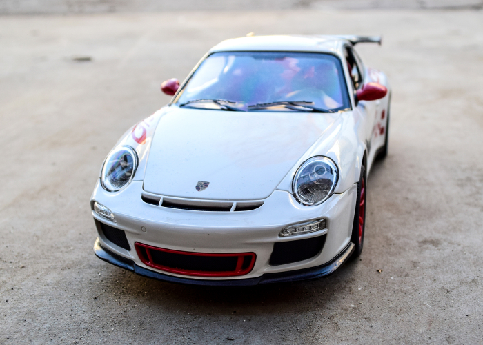 Masinuta RC cu telecomanda Porsche 911 GTS RS [2]