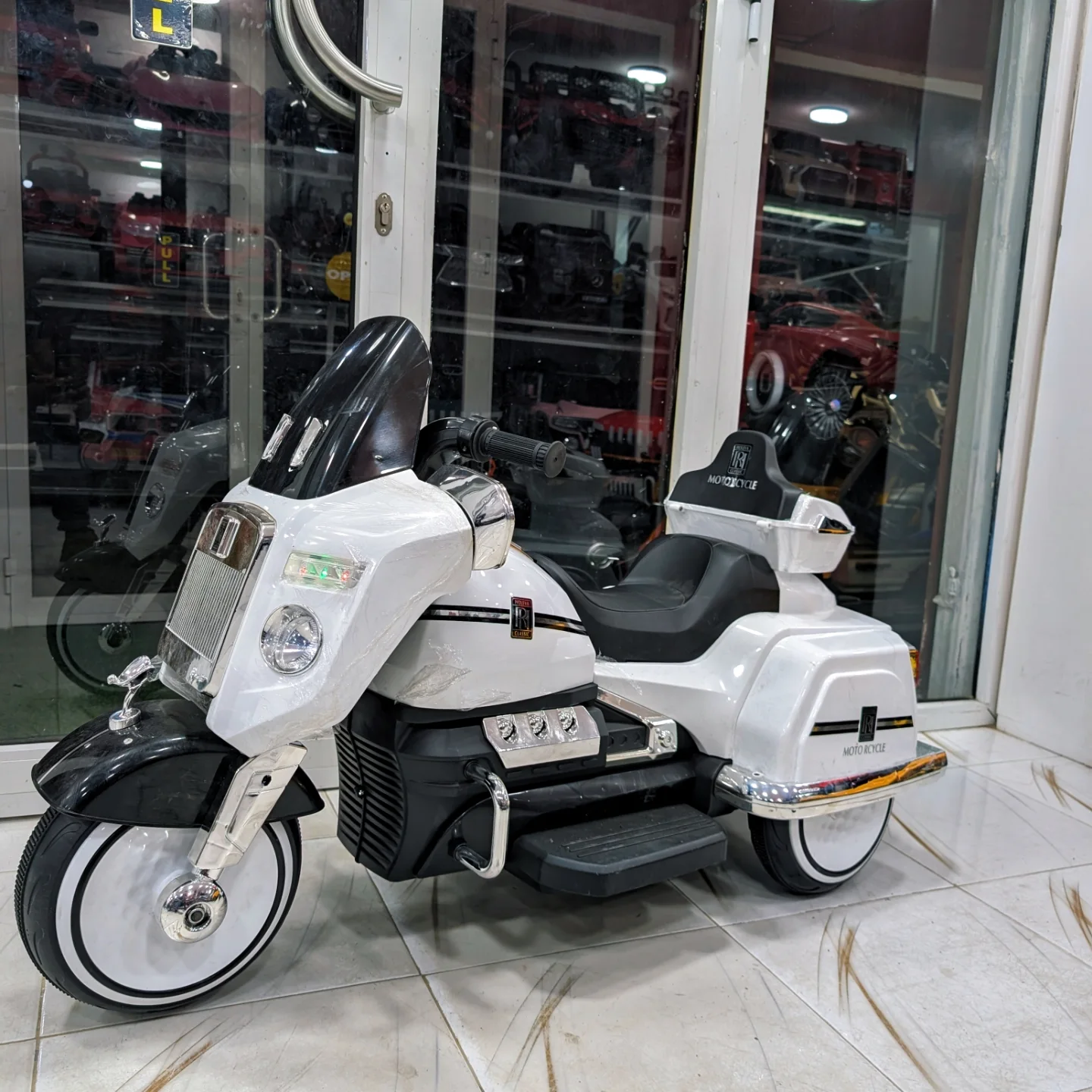 Motocicleta Chopper Royce copii, 80W, 12V, alb [4]