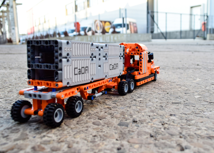 Set constructie pentru copii din 634 piese, 10 in 1 CADA, Camion de jucarie sau alte 9 utilaje [4]