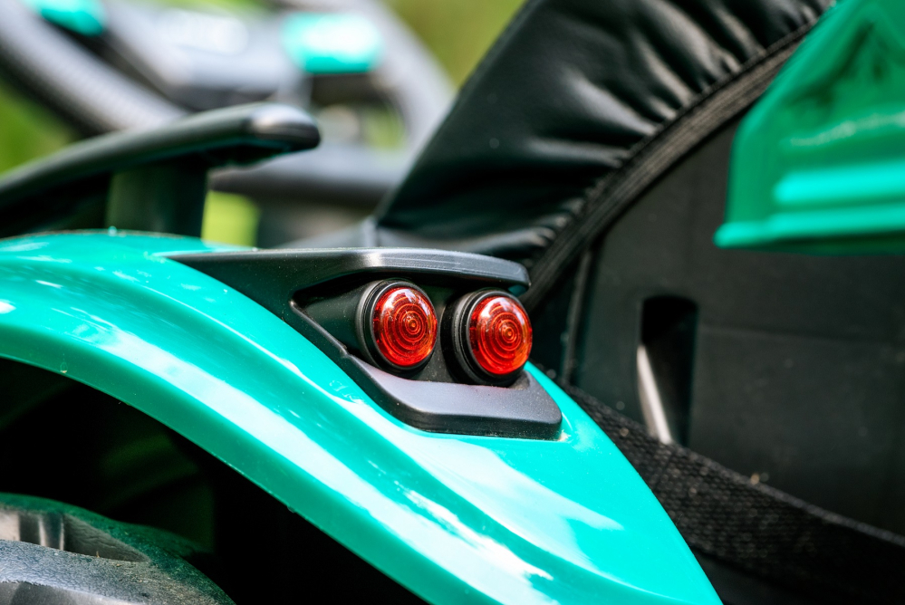 Tractoras electric pentru copii, Kinderauto 1804 90W 12V 10Ah cu remorca basculabila, culoare verde [5]