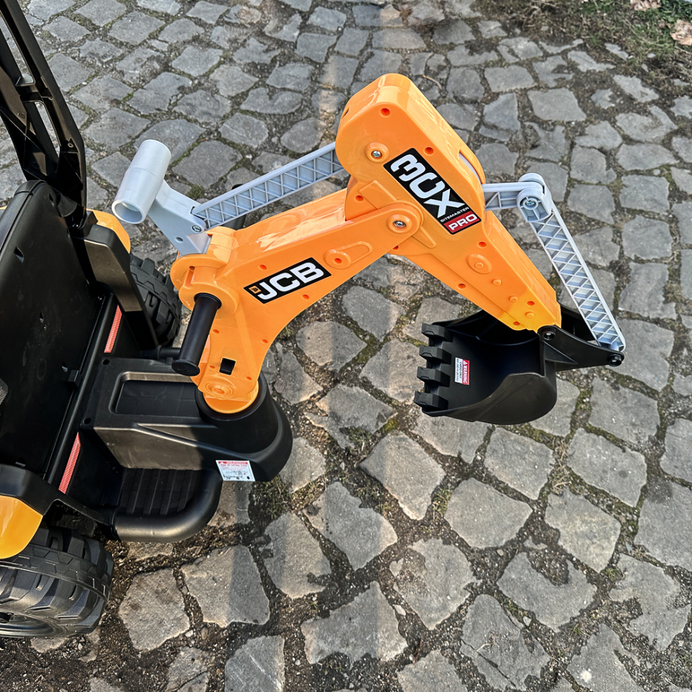 Tractoras electric pentru copii JCB 70W 12V cu incarcator si cupa manuala, culoare Galbena [17]