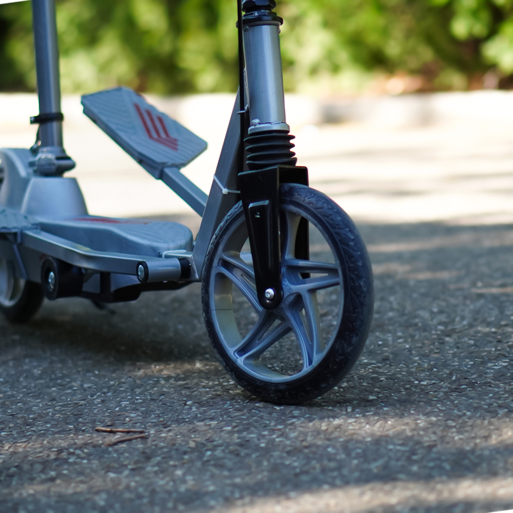 Trotineta Kinderauto Pegasus, cu pedale si scaun, reglabila si pliabila, sistem amortizare si franare, roti cauciuc pline, gri [13]