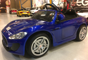 Masinuta electrica pentru copii Maserati Kids 2-7 ani [1]