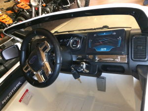 Masinuta electrica Ford Ranger WildTrak, alba [5]