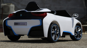 Masinuta electrica BMW I8 alba pentru copii 2-7 ani [3]
