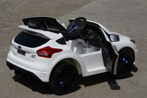 Masinuta electrica Ford Focus RS alb, copii 2-7 ani [5]
