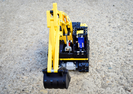 Excavator cu telecomanda CADA, set constructie din 544 piese [7]