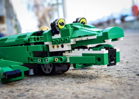 Jucarie Dinozaur sau crocodil 2 in 1 cu RC, set constructie CADA din 435 piese [5]