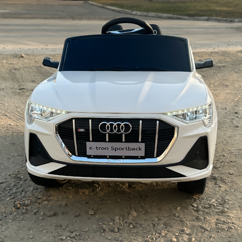 Masinuta electrica pentru copii Audi E-tron Sportback, cu echipare Premium, culoare alba [9]