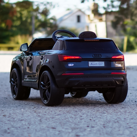 Masinuta electrica Audi Q7, neagra [7]