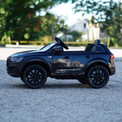 Masinuta electrica Audi Q7, neagra [5]