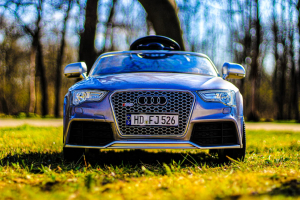 Masinuta electrica Audi RS5 2x35W STANDARD 12V MP3 #Gri [1]