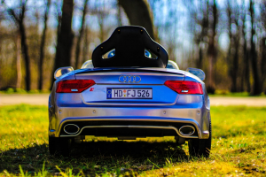 Masinuta electrica Audi RS5 2x35W STANDARD 12V MP3 #Gri [2]