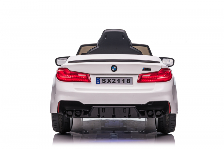 Masinuta electrica alba, Bmw M5 Competition pentru copii 2-8 ani [4]