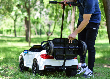 Masinuta electrica Bmw M5 Competition pentru copii 2-7 ani [6]