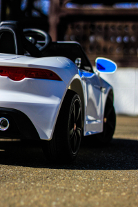 Jaguar F Type pentru copii, masinuta electrica, alb [14]