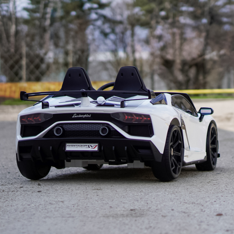 Masinuta electrica Lamborghini SVJ premium cu 2 locuri si functie de drift [7]