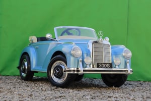 Masinuta electrica albastra pentru copii Mercedes 300S [3]