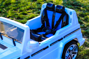 Masinuta electrica Mercedes G55 AMG 12V CU ROTI MOI #Alb [7]