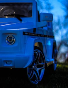 Masinuta electrica Mercedes G55 AMG 12V CU ROTI MOI #Alb [10]