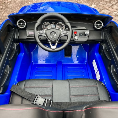 Masinuta electrica Mercedes GLC63s AMG 4x4 180W 12V 14Ah PREMIUM, culoare Albastra [23]