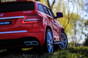 Masinuta electrica Mercedes GLS63 AMG 4x4 24V STANDARD #Rosu [9]