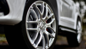 Masinuta electrica Mercedes GLS63 AMG 4x4 PREMIUM 24V #Alb [5]