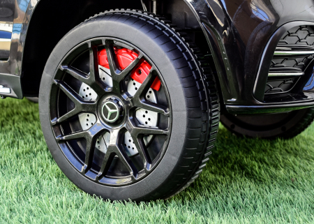 Masinuta electrica Mercedes M-class 4x4 140W 12V, scaun tapitat, culoare Negru [14]