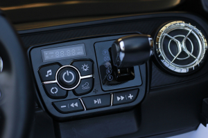 Masinuta electrica Mercedes POLICE X-Class 4x4 STANDARD #Alb [9]