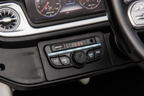 Masinuta electrica pentru 2 copii Mercedes G63, 4x4, 800W [22]